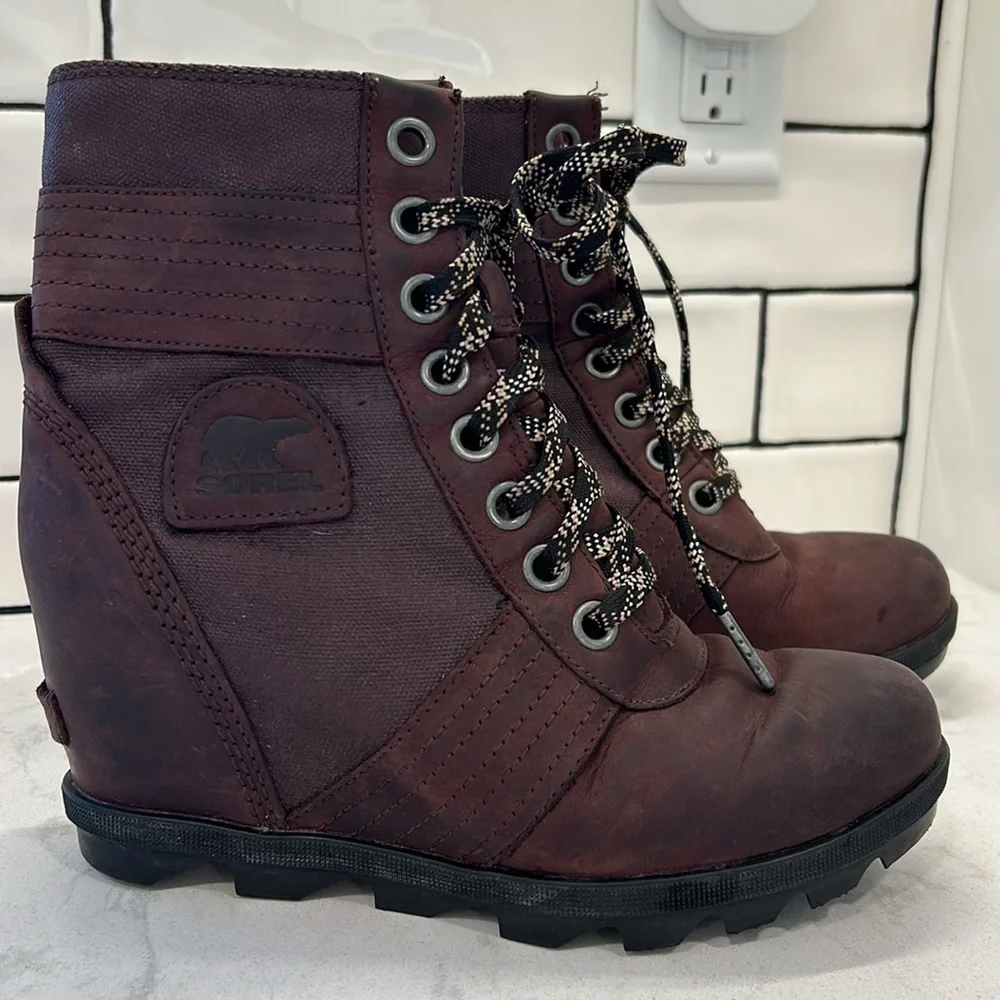 SOREL LEXIE™ Wedge Boot Burgundy Leather Lace Up Hi Top Chunky Size 8